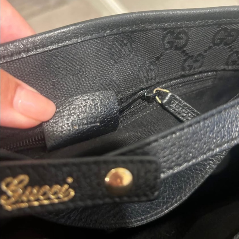 Gucci Black Leather Top-Handle Shoulder Bag - Picture 8 of 10